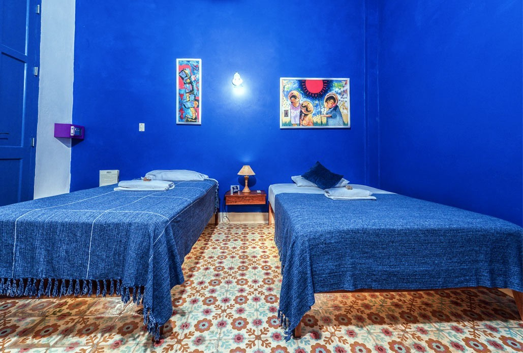 The blue room - La Gargola Hostal - Havana, Cuba