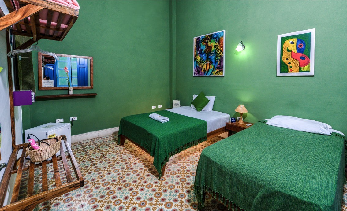 The Green Room in La Gargola Guesthouse in La Habana, Cuba